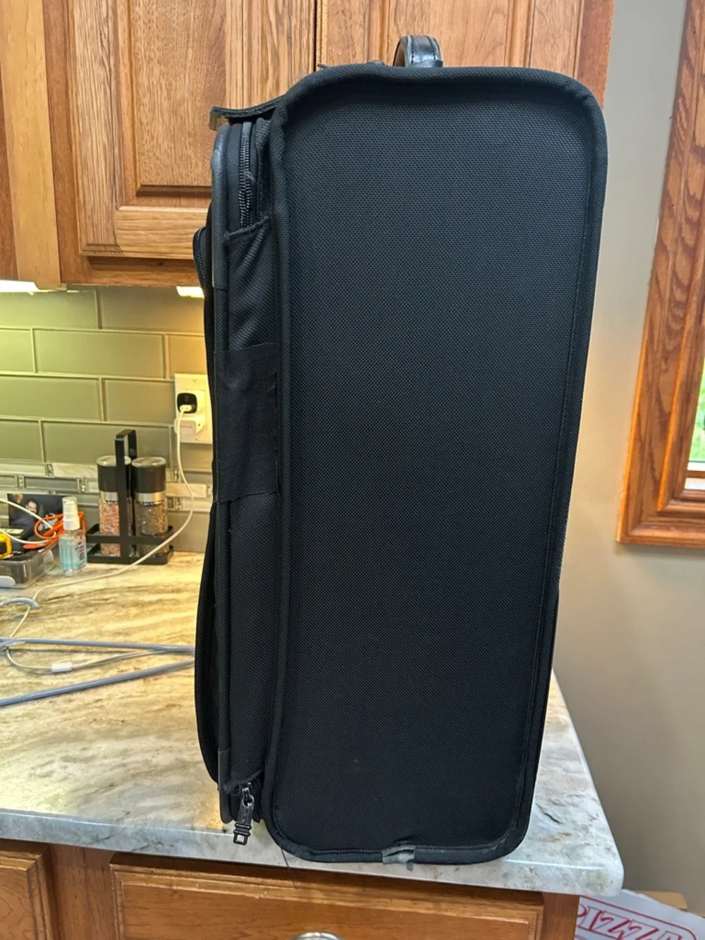 Tumi Alpha Black Wheeled International Carry On Luggage Travel Suitcase  22